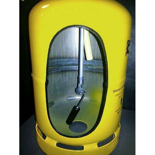 Une Bouteille Gpl Reservoir Seule Rechargeable Gaslow 12l